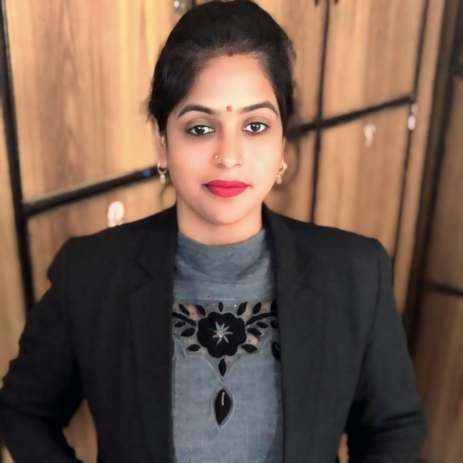Adv. Jyoti Giri